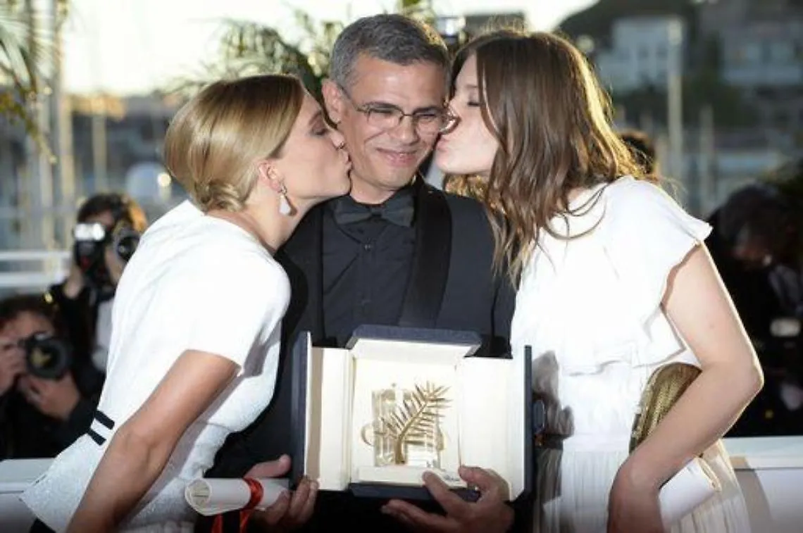 Cannes/ Tunisi si congratula con il regista dell'amore lesbo
