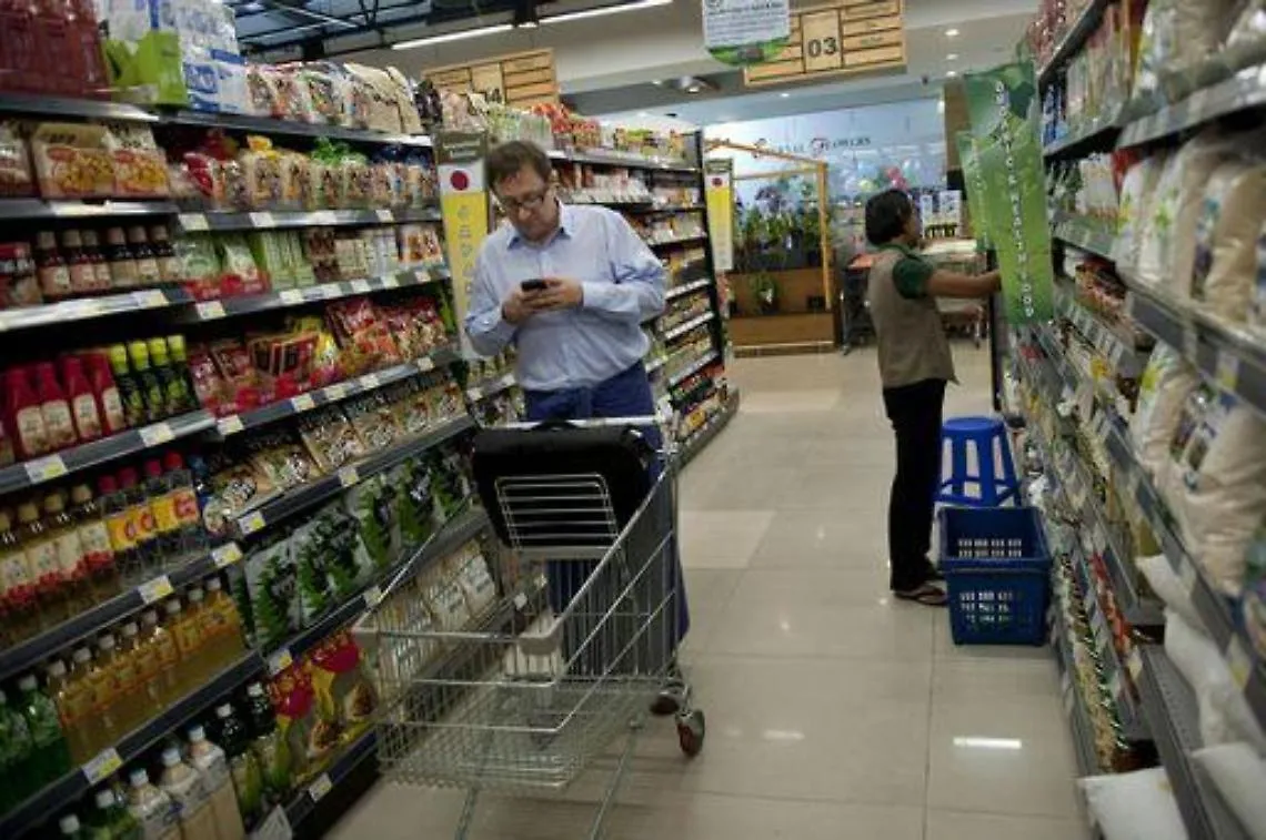 Commercio/ Istat: Vendite al dettaglio a marzo crollano del 3%