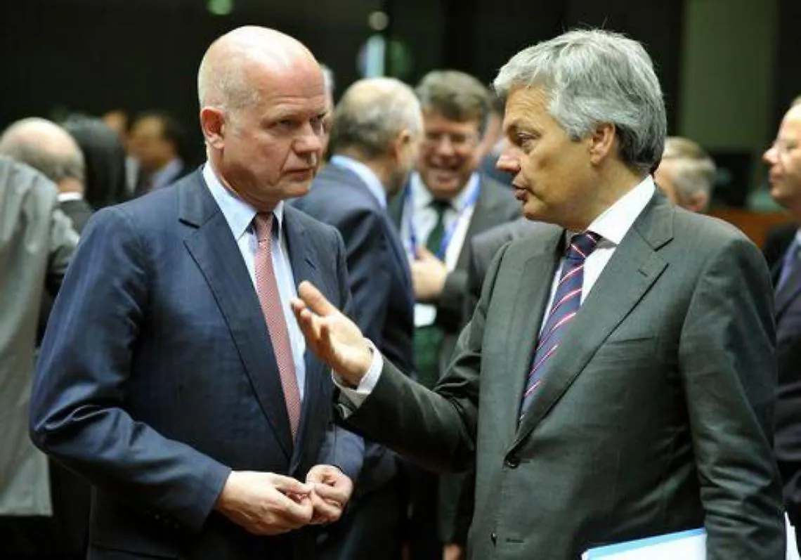 Siria/ L'Ue revoca l'embargo sulle armi ai ribelli (Hague)