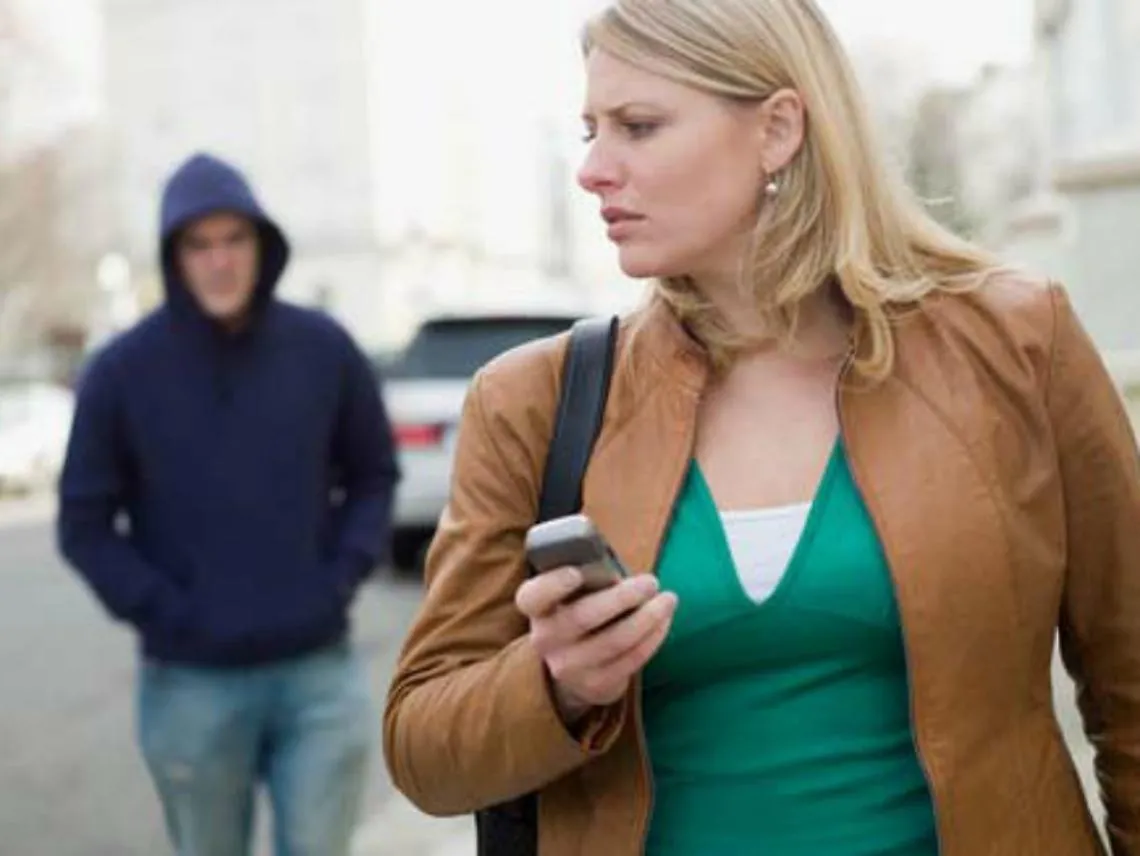 Denunciato per stalking, minacciava<br/>l'ex amante con telefonate e appostamenti