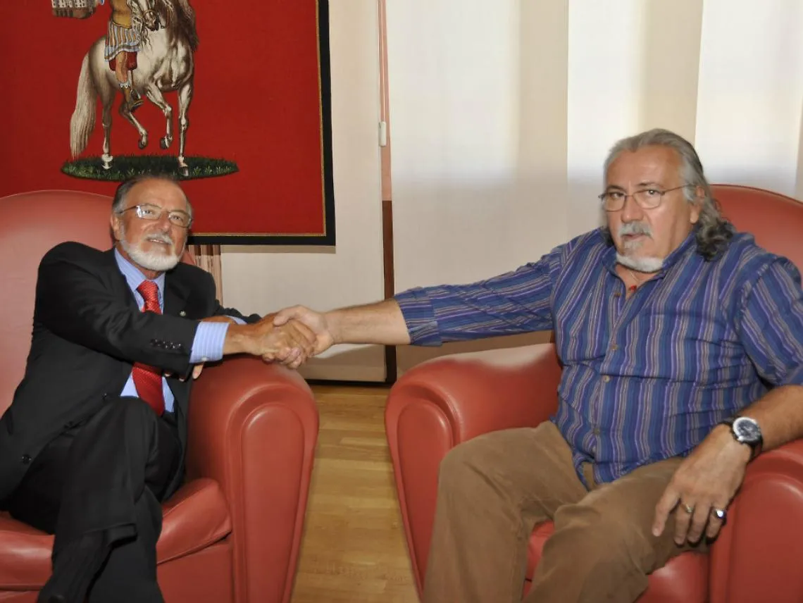 Il pittore astigiano Piero Tachis ricevuto in Provincia dal Commissario Ardia
