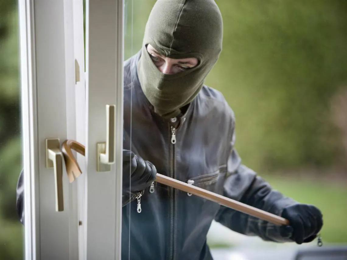 Arrestati per il furto in calzoleria