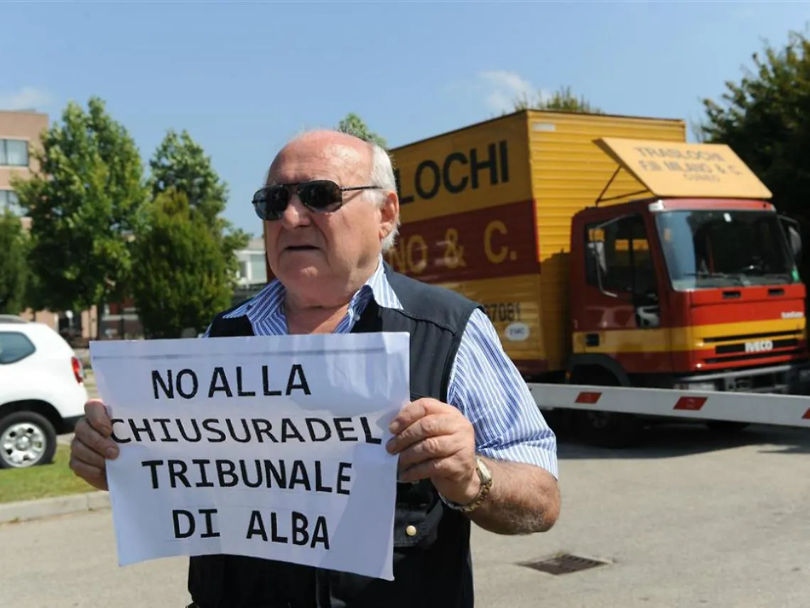 Il tribunale in cifre,<br/>quanto ci conviene l'accorpamento