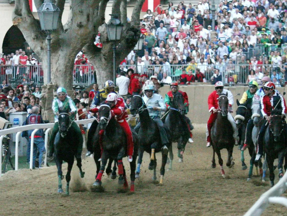 Palio, Torretta e Santa Maria Nuova<br/>in pole ma regna l'incertezza
