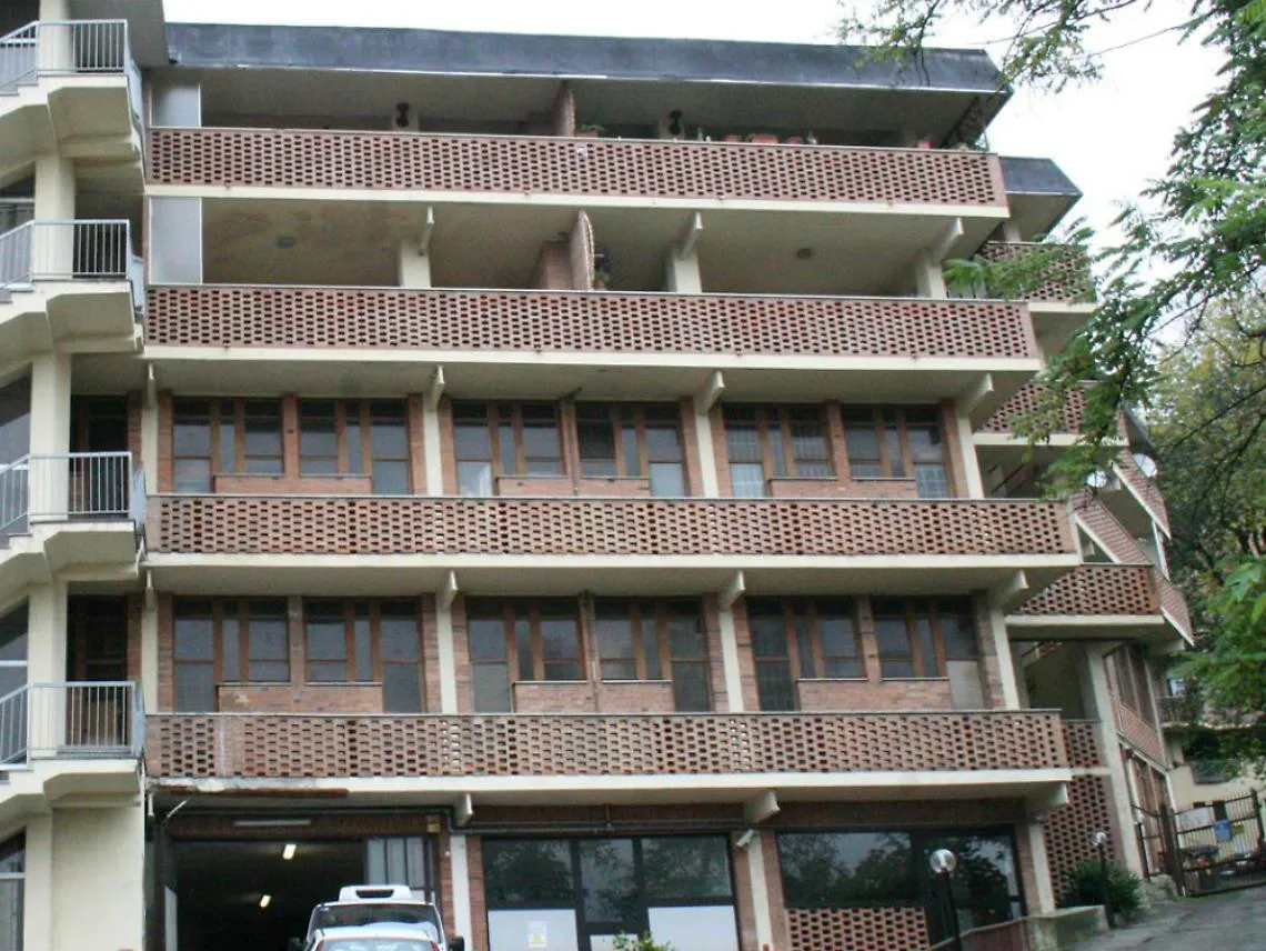 Belvedere, freddo e spari<br/>nel condominio pi&ugrave; grosso di Asti