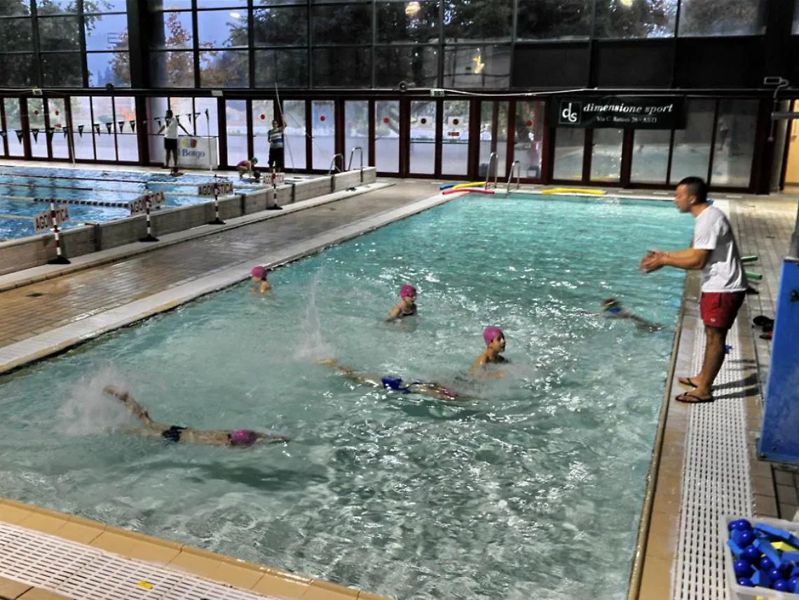Piscina, igiene sotto accusa<br/>La denuncia di 100 genitori