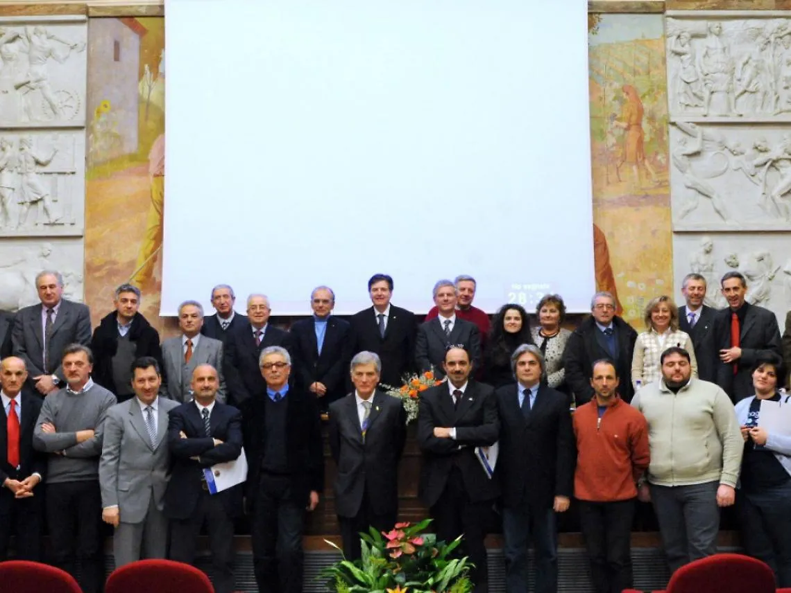 Le cooperative tengono nostante la crisi