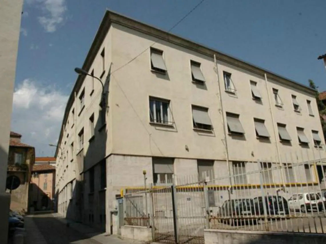 Ex mutua occupata di via Orfanotrofio:<br/>il sindaco firma l'ordinanza di sgombero