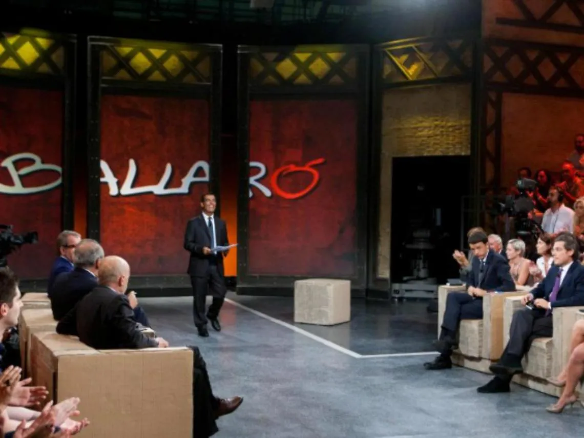 I pendolari della tratta<br/>Asti-Torino a Ballar&ograve;