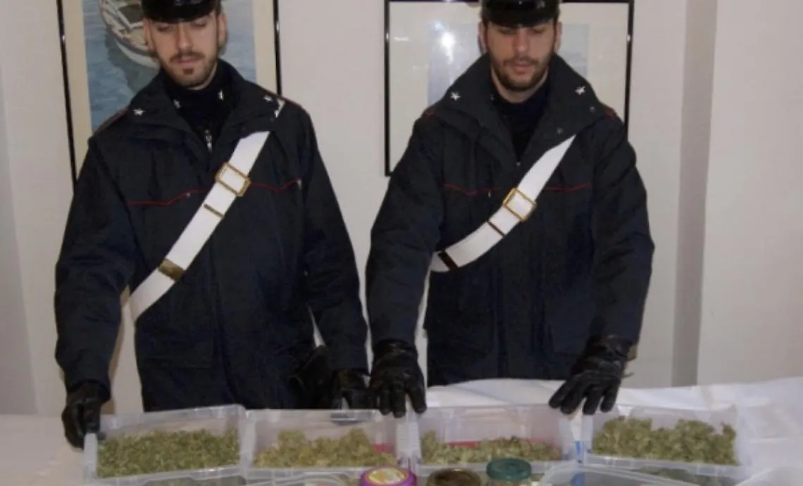 48enne arrestato per droga dai carabinieri