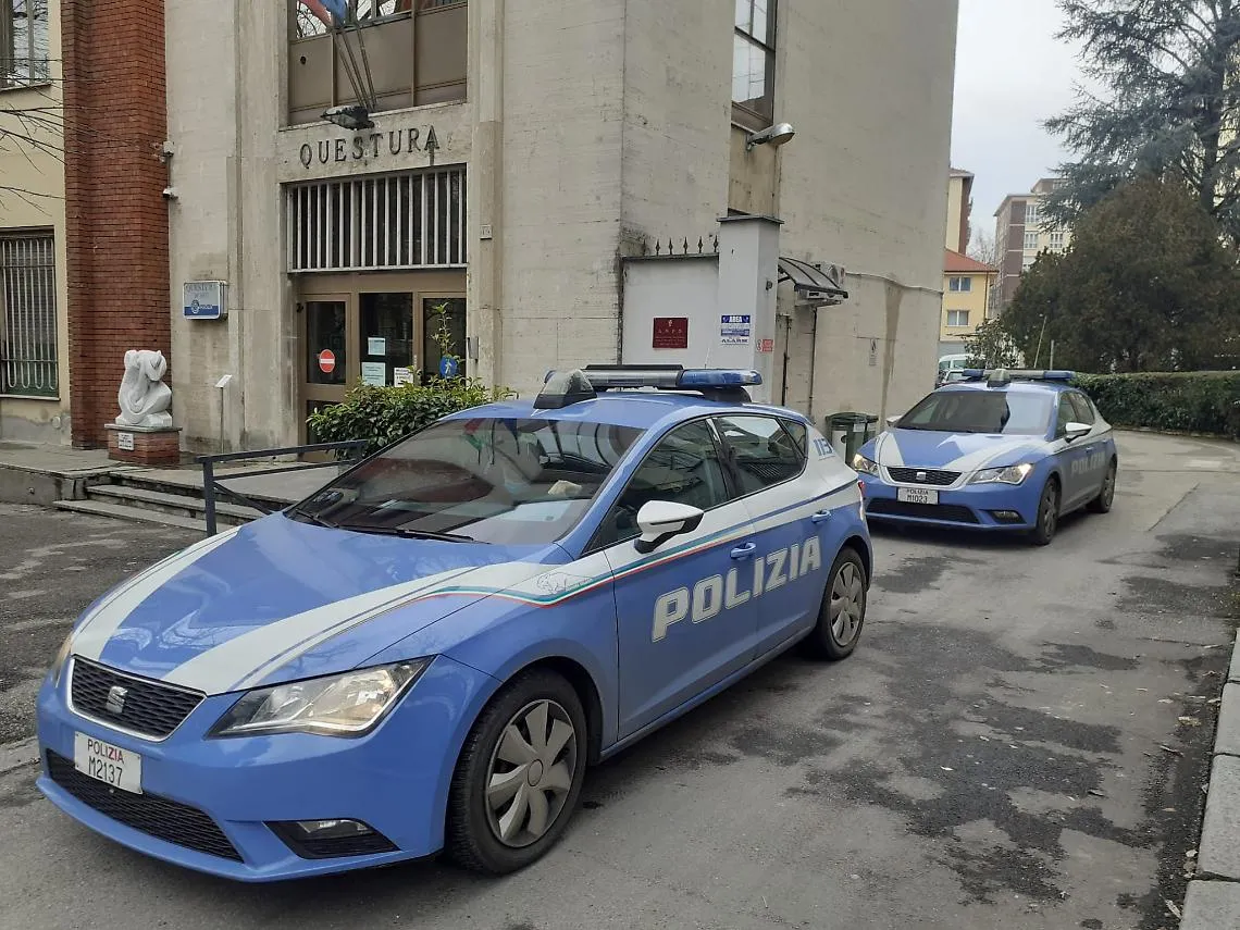 questura volanti 1