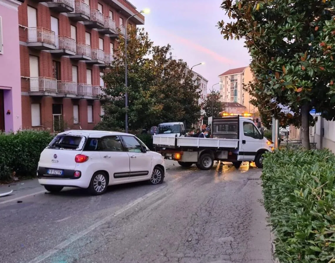 incidente asti viale partigiani