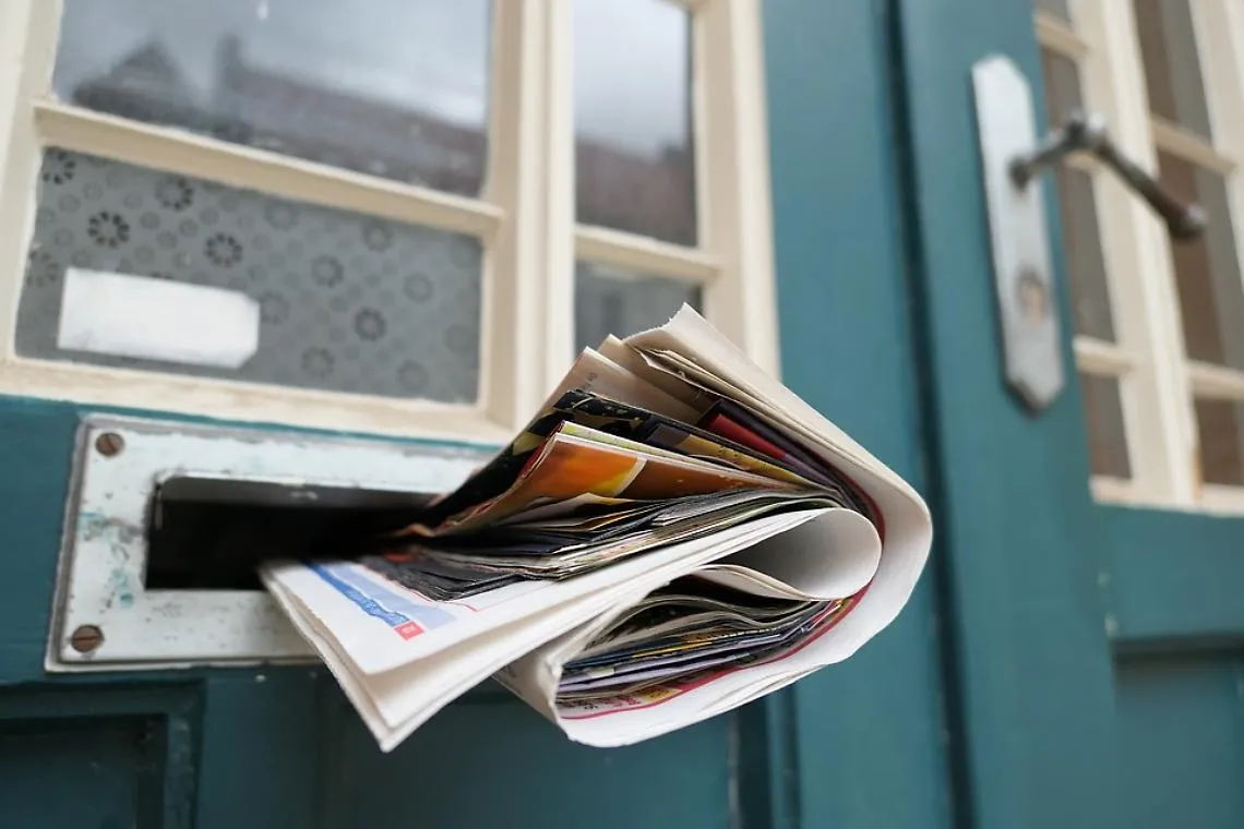 cassetta lettere volantini