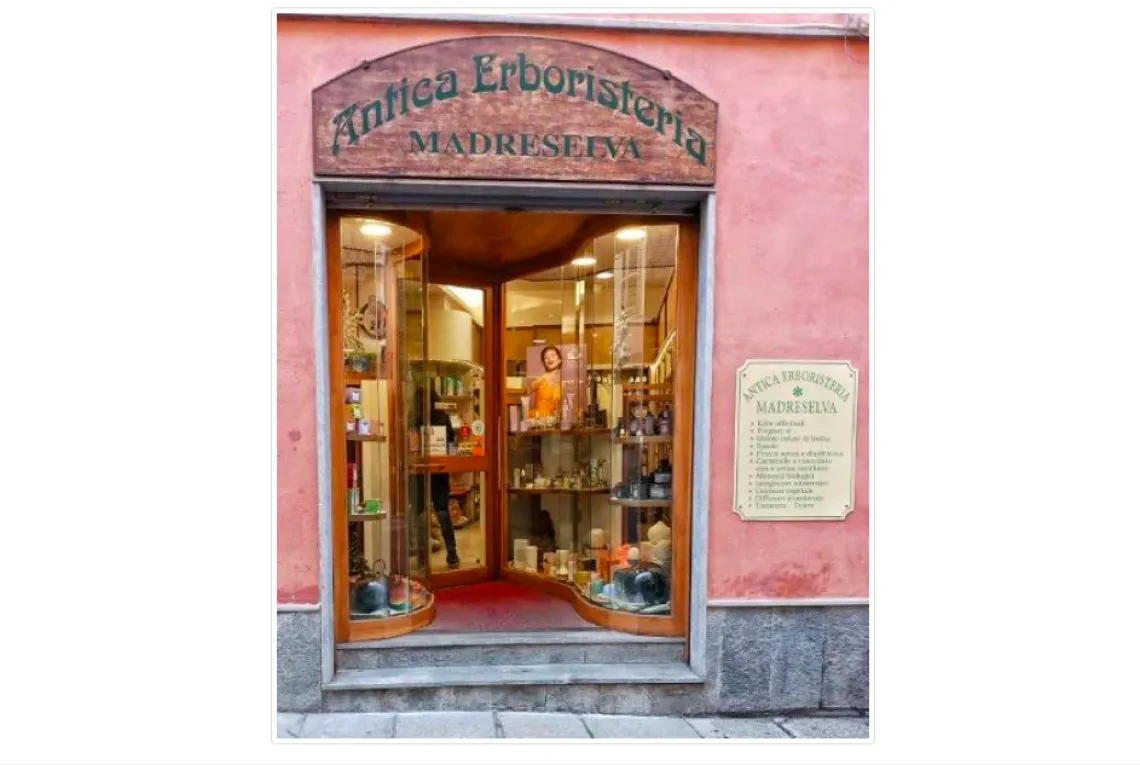 erboristeria via aliberti madreselva