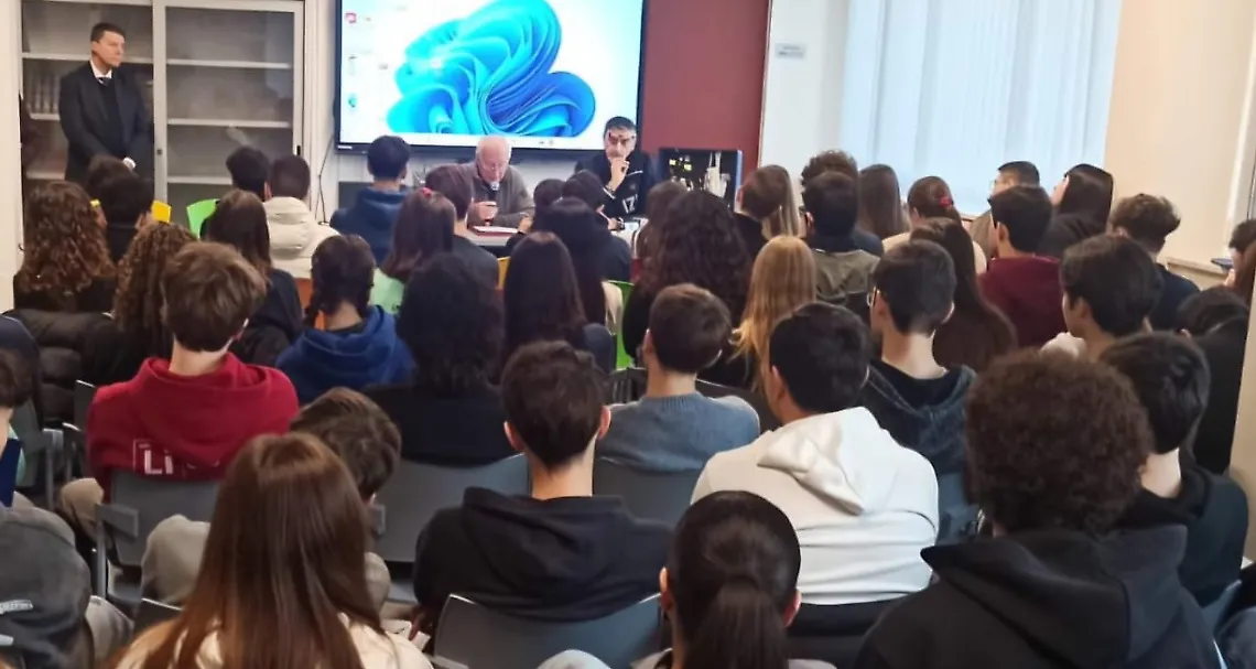 Salvatore Ottolenghi e il Progetto scuole: un secolo di Polizia scientifica raccontato agli studenti