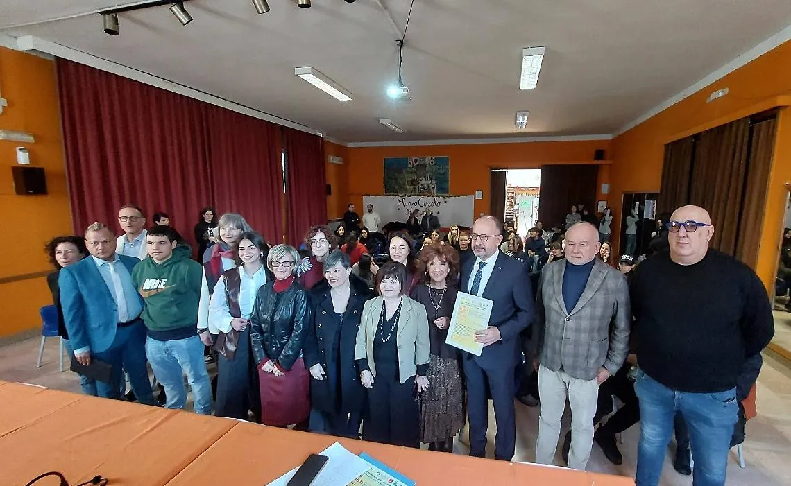 "Uno per tutti, tutti per uno": una rete che cresce e resiste contro la dispersione scolastica
