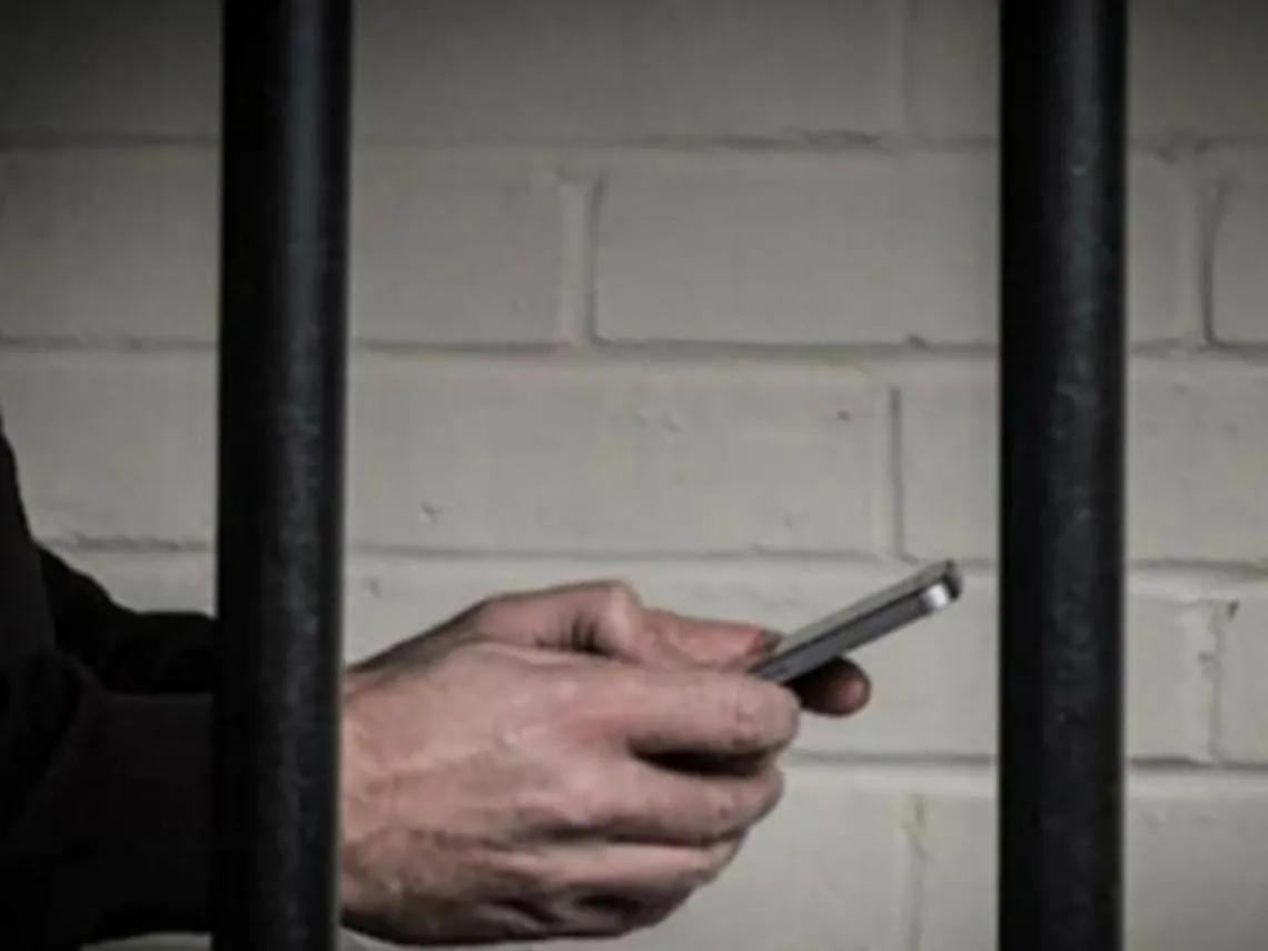 Agente aggredito al volto da un detenuto del carcere di Asti