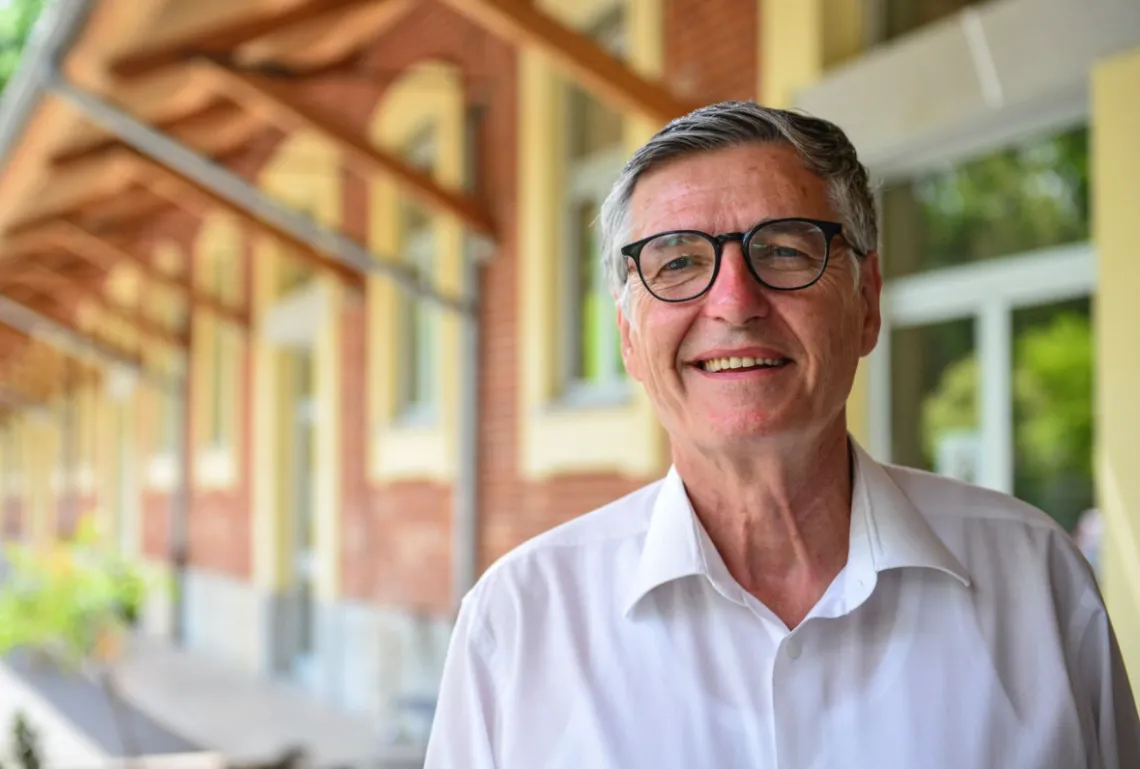 L'appello Mario Sacco: "Aiutarci a salvare la Banca, centrale allo sviluppo dell&rsquo;economia e dell&rsquo;occupazione"