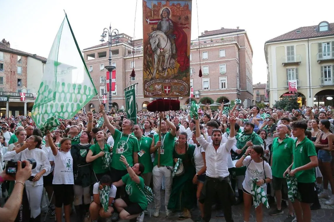 Il pagellino commentato di un Palio vinto sul "Velluto"