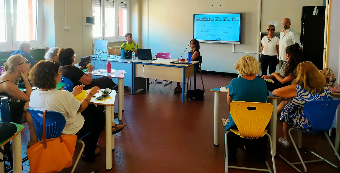 Istituto Castigliano, anche gli studenti del corso Moda potranno alternare lezioni e lavoro in azienda