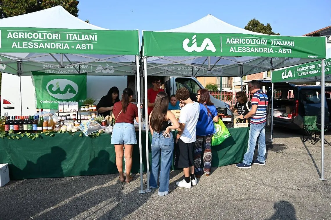 Il nuovo mercatino della Cia a San Fedele