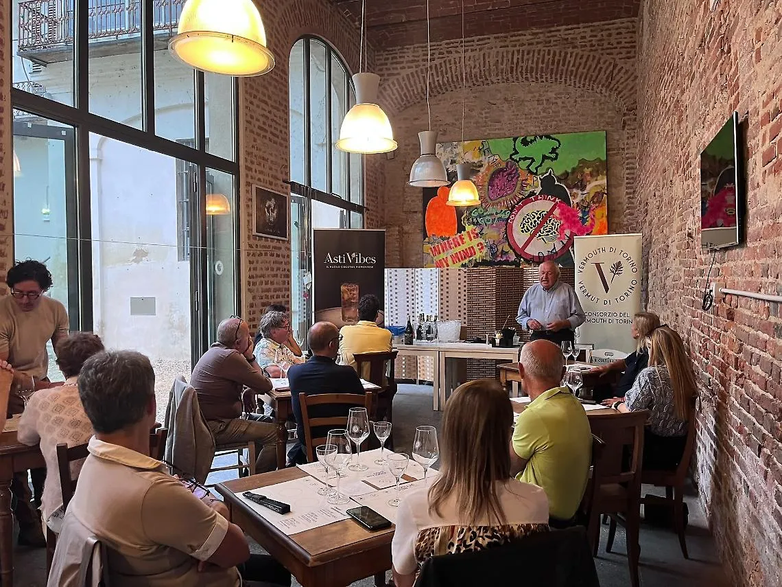 "Asti Vibes" nasce dall'incontro di Asti Docg e Vermouth di Torino IGP