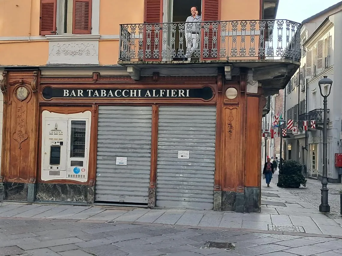 Asti, dopo cento anni,  il "Galletto" perde la sua storica sede