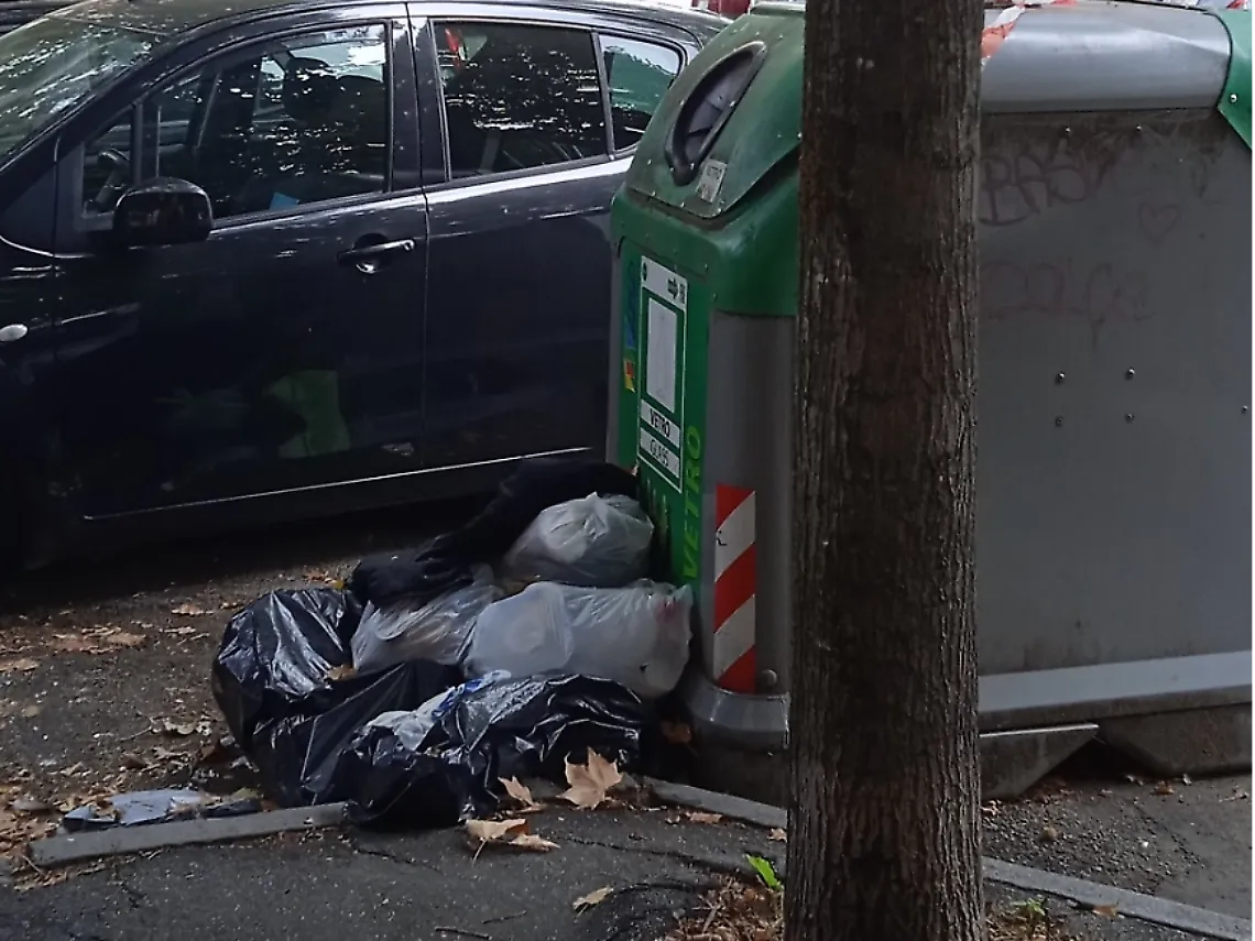 rifiuti viale santuario
