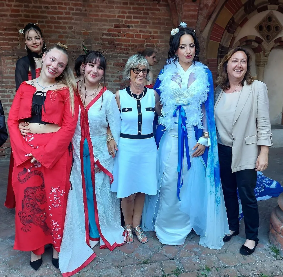 Vent&rsquo;anni di moda salgono in passerella al Teatro Alfieri con l'annuale sfilata dell'Istituto Castigliano
