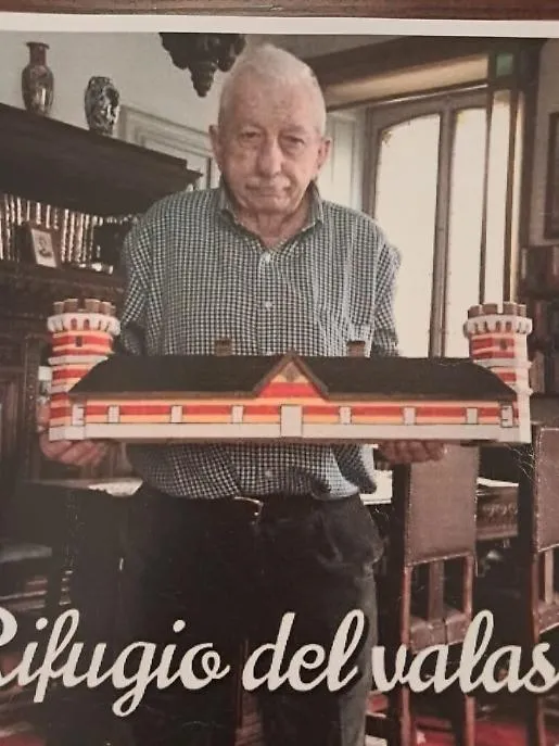 Ferruccio Sarasino modellini torri