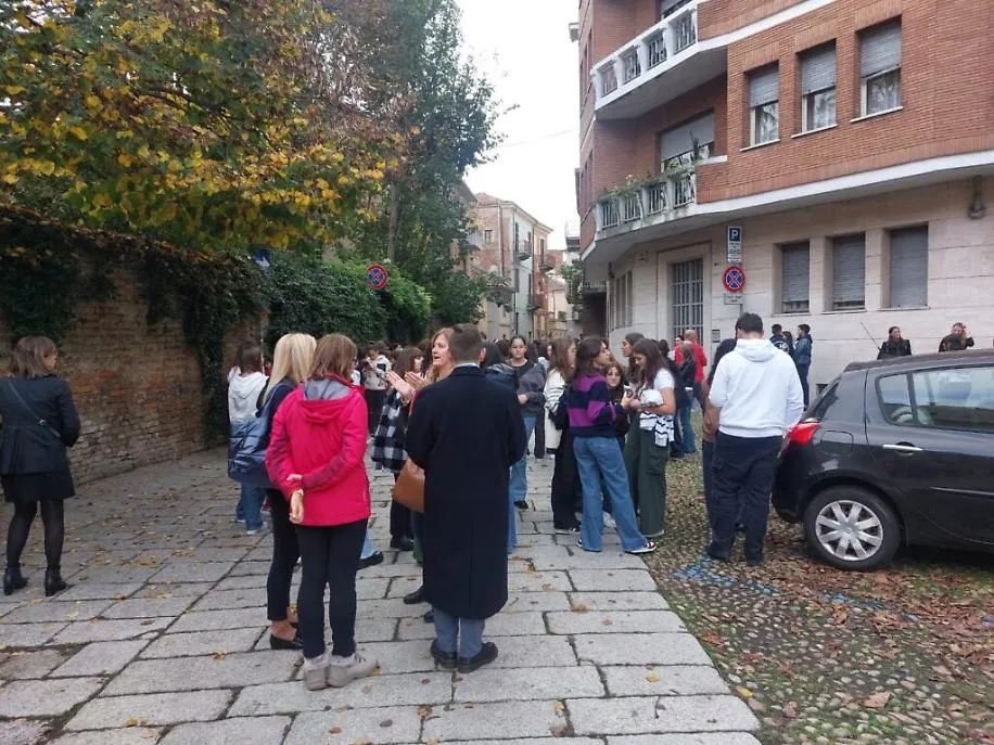 ragazzi fuori
