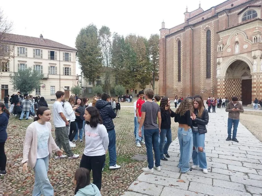 ragazzi fuori