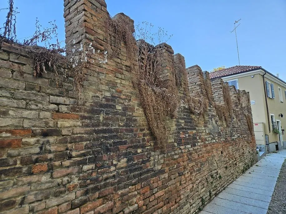 Piazza Castigliano Asti degrado risultato