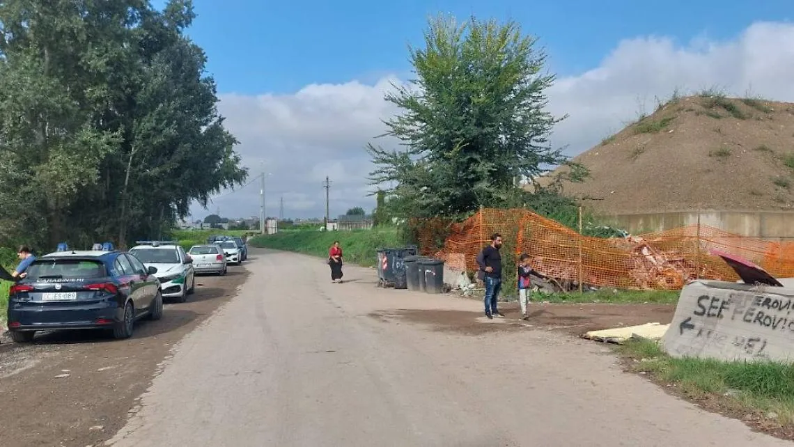 Smantellamento del campo rom di Asti