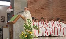 N. S. di Lourdes, accolto il nuovo parroco don Luca Solaro [FOTO]