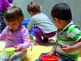 &laquo;Perch&eacute; chiudere i nidi comunali alla Carolingia?&raquo;