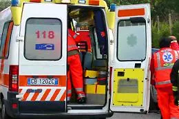 Auto fuori strada a Montaldo Scarampi, un 50enne in codice rosso