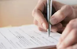 Dalla promessa di un omaggio ad un acquisto da 6 mila euro