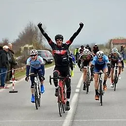 Ferrero e Carlini sul trono del "Criterium d'Inverno" di ciclismo