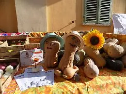 Piea, le "signore zucche" colorano la fiera: la pi&ugrave; grossa pesa 289 chili