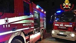 Antignano, camion da cava con il motore acceso nel cuore della notte rischia di andare a fuoco