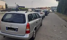 Asti, gli "svuotini della pandemia" ingolfano l'ecocentro Asp