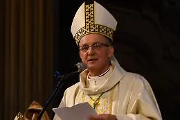 Diocesi, il vescovo Prastaro in Cattedrale per la veglia della Vigilia