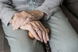 Si riapre il caso sui ritardi nella consegna degli ausili per l&rsquo;incontinenza