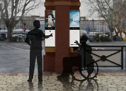 Il rilancio dei Portici Rossi, dalle bacheche digitali inclusive agli eventi culturali