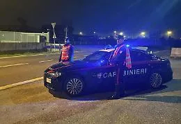 Viaggiava su un taxi, come passeggero, trasportando ovuli di cocaina: 18enne tratto in arresto dai carabinieri