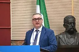 &laquo;Volete tenere aperto di domenica? Allora pagate di pi&ugrave; le maggiorazioni del lavoro festivo&raquo;