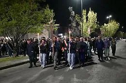 Ad Asti la Via Crucis attraversa la citt&agrave; nel silenzio del Venerd&igrave; Santo