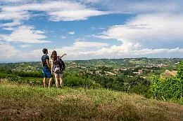Piemonte 2025, il turismo dei record: Langhe, Monferrato e Roero guidano la crescita regionale