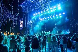 Musica, spettacoli e street food accendono la seconda Notte bianca di Asti [FOTO e VIDEO]